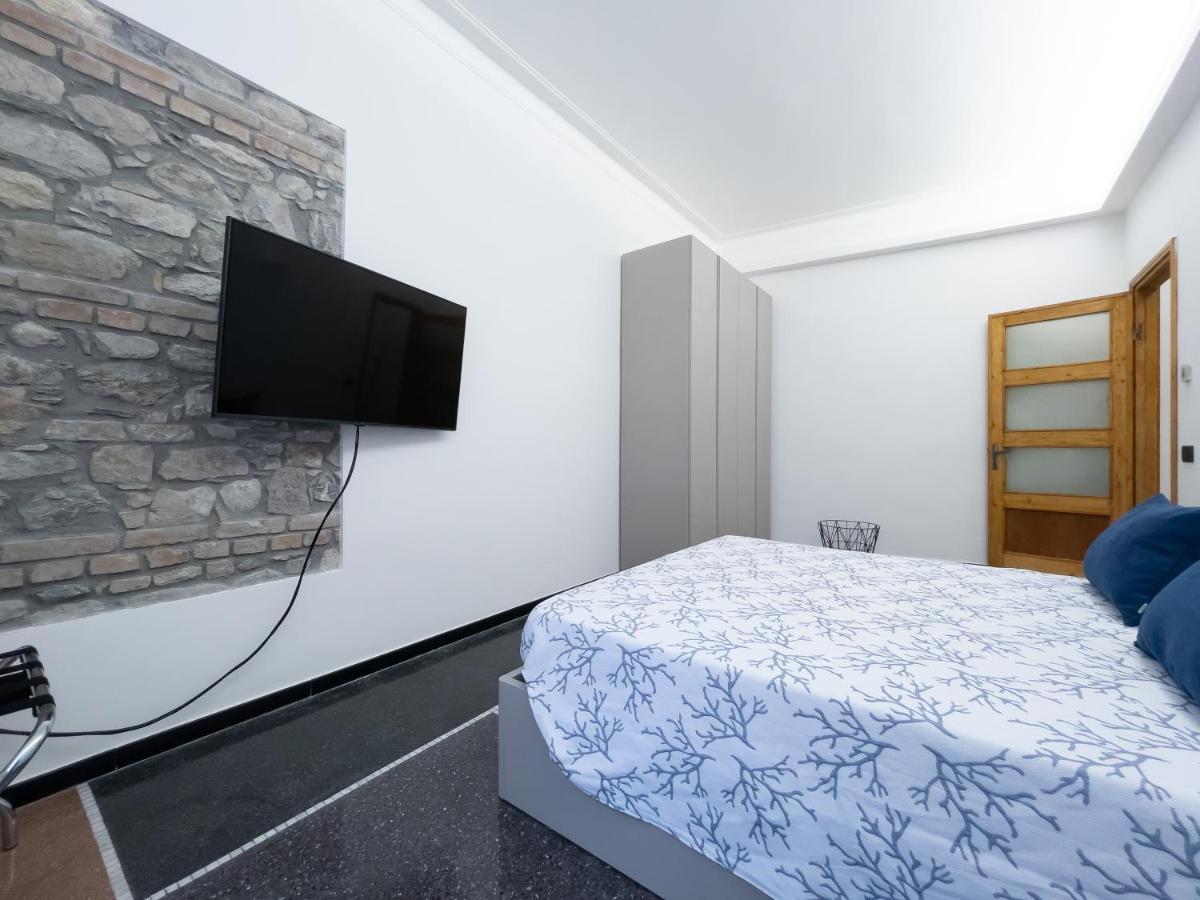 Апартаменти Largodoria - Viagenova, Box Auto Privato Incluso Альбенга Екстер'єр фото